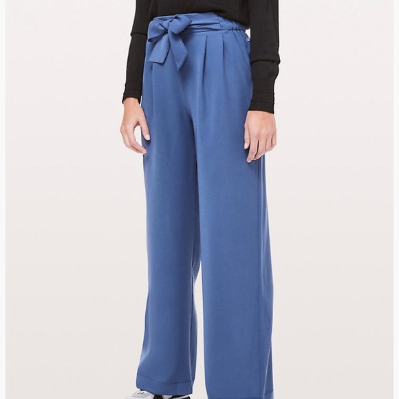 Lululemon Noir Pants - 12 - Picture 2 of 8